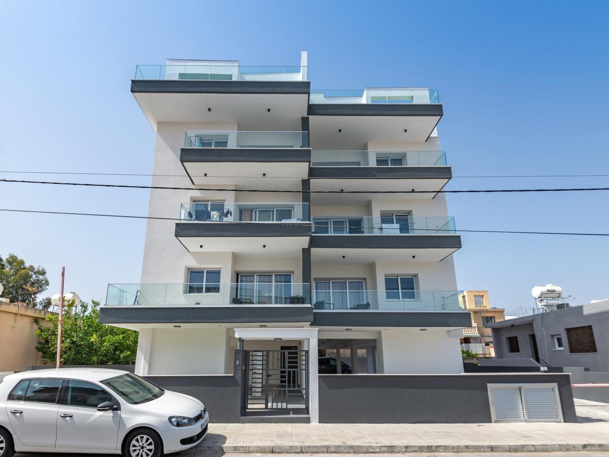 Sanders Cruise Limassol Apartment Exterior photo